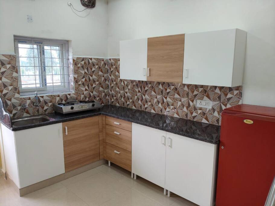 Leo'S Den 9 Guests Ac 3Bhk 9 Mins To Rgia Villa Shamshabad Buitenkant foto