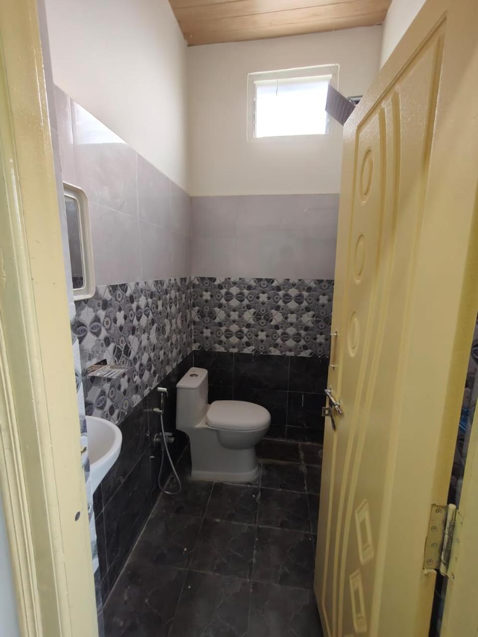 Leo'S Den 9 Guests Ac 3Bhk 9 Mins To Rgia Villa Shamshabad Buitenkant foto