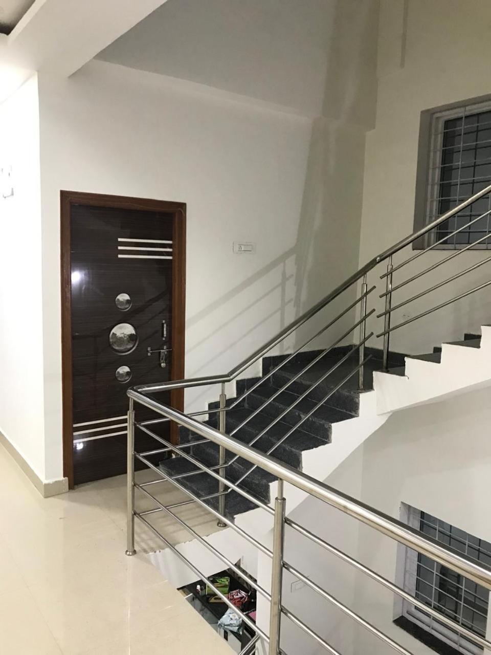 Leo'S Den 9 Guests Ac 3Bhk 9 Mins To Rgia Villa Shamshabad Buitenkant foto
