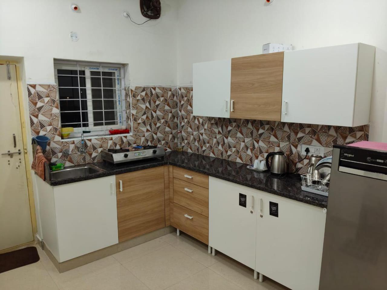 Leo'S Den 9 Guests Ac 3Bhk 9 Mins To Rgia Villa Shamshabad Buitenkant foto